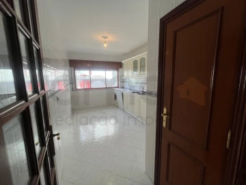 Apartamento T2 para Venda em Algueirão-Mem Martins