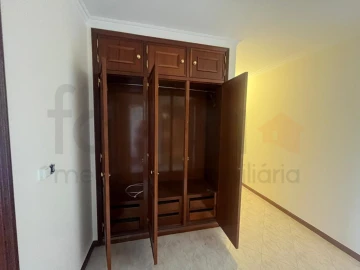 Apartamento T2 para Venda em Algueirão-Mem Martins