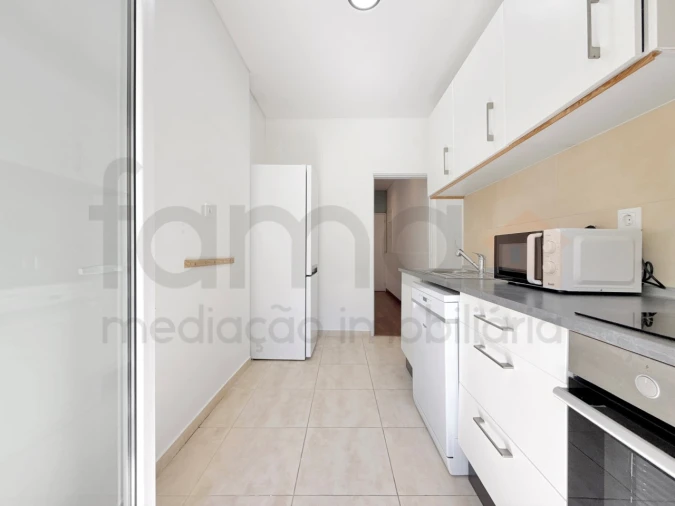 Apartamento T1 para Venda em Santo Antão e São Julião do Tojal Foto 27