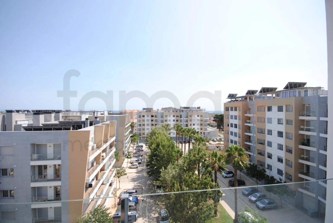 Apartamento T3 para Venda em Carcavelos e Parede Foto 42