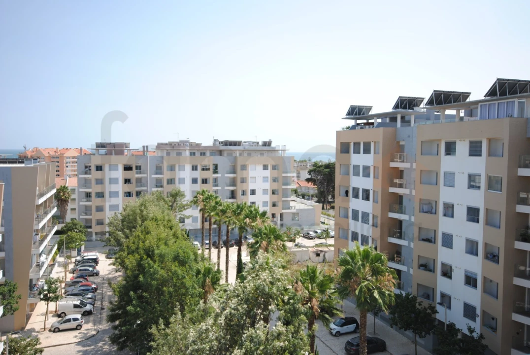Apartamento T3 para Venda em Carcavelos e Parede Foto 43