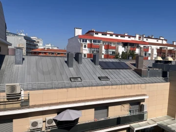 Apartamento T4 para Venda em Águas Livres