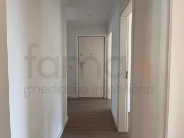 Apartamento T4 para Venda em Águas Livres