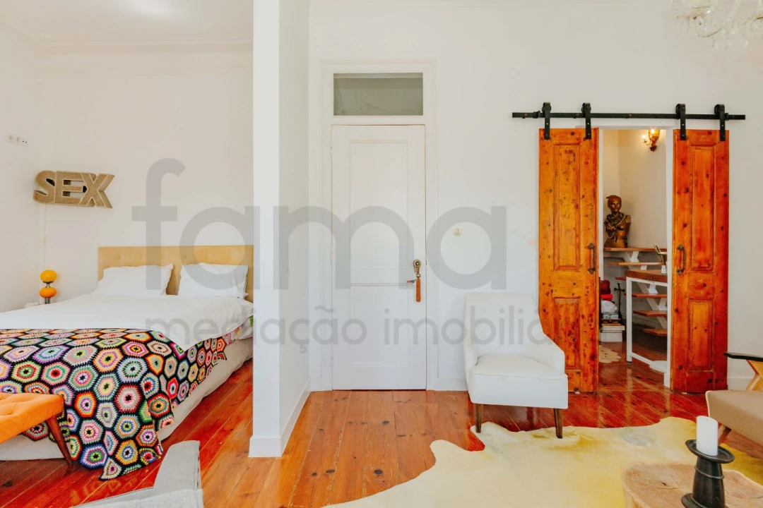 Moradia T8 para Venda em Carcavelos e Parede Foto 25