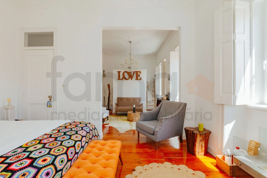 Moradia T8 para Venda em Carcavelos e Parede Foto 27