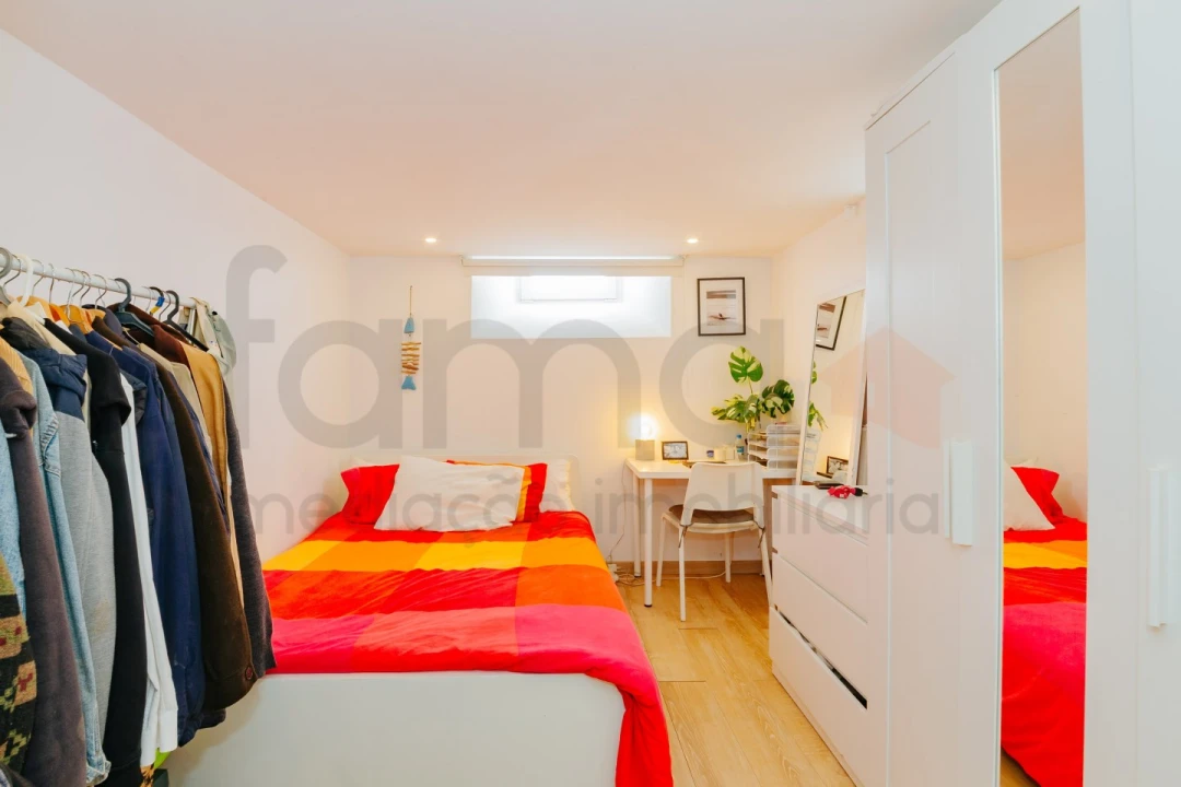 Moradia T8 para Venda em Carcavelos e Parede Foto 57