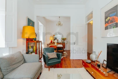 Moradia T8 para Venda em Carcavelos e Parede