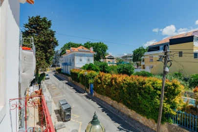 Moradia T8 para Venda em Carcavelos e Parede