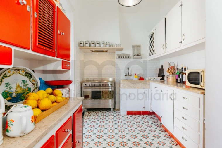 Moradia T8 para Venda em Carcavelos e Parede Foto 14