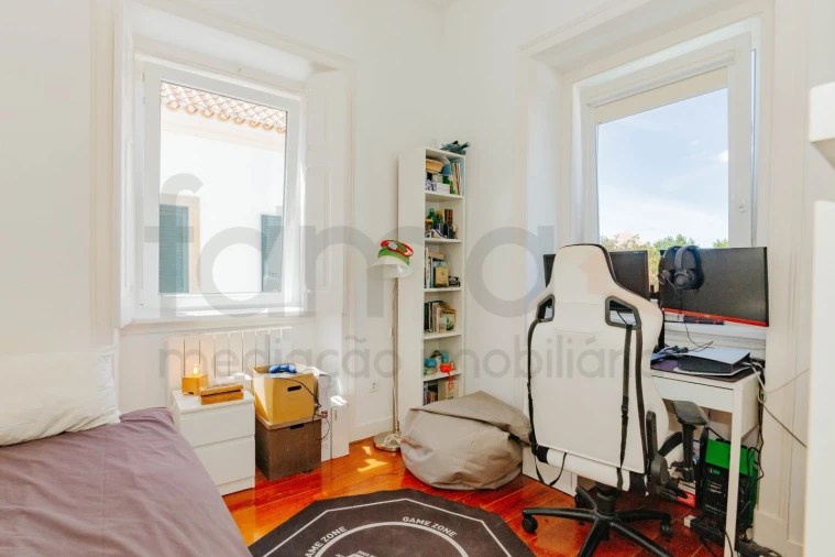 Moradia T8 para Venda em Carcavelos e Parede Foto 40