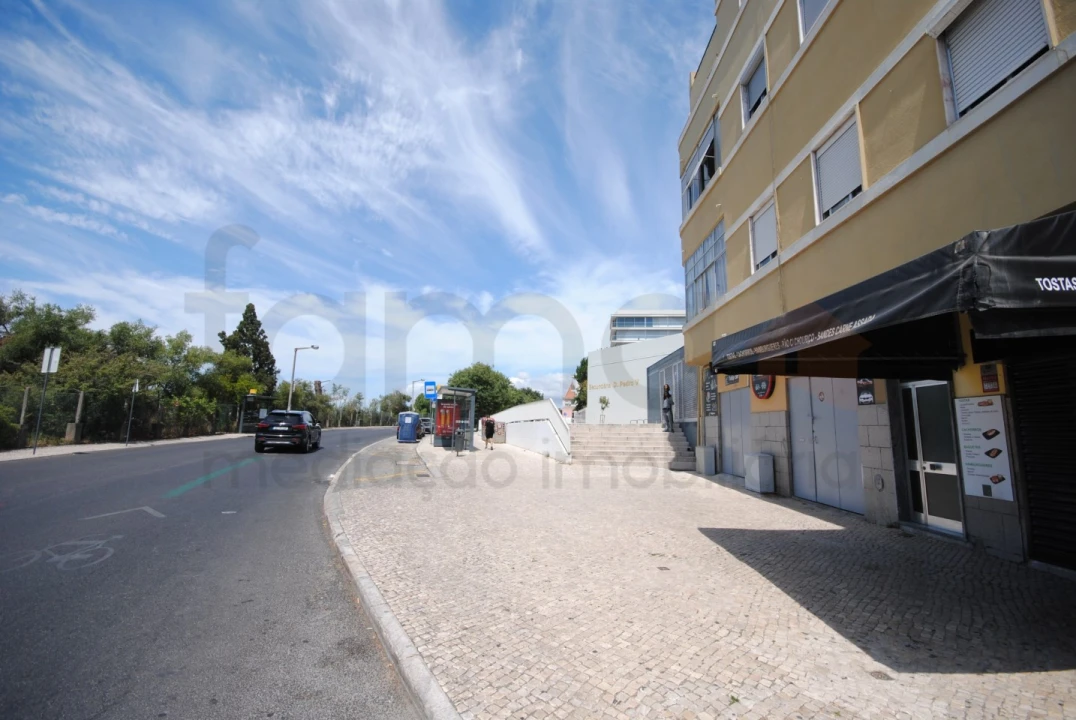Apartamento T1 para Venda em Avenidas Novas Foto 36