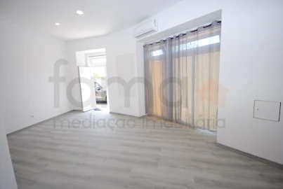 Apartamento T1 para Venda em Avenidas Novas