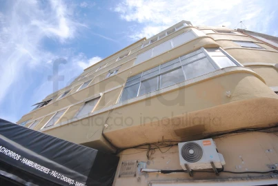 Apartamento T1 para Venda em Avenidas Novas