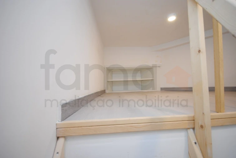 Apartamento T1 para Venda em Avenidas Novas Foto 19