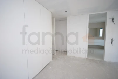 Moradia T4 para Venda em Cascais e Estoril