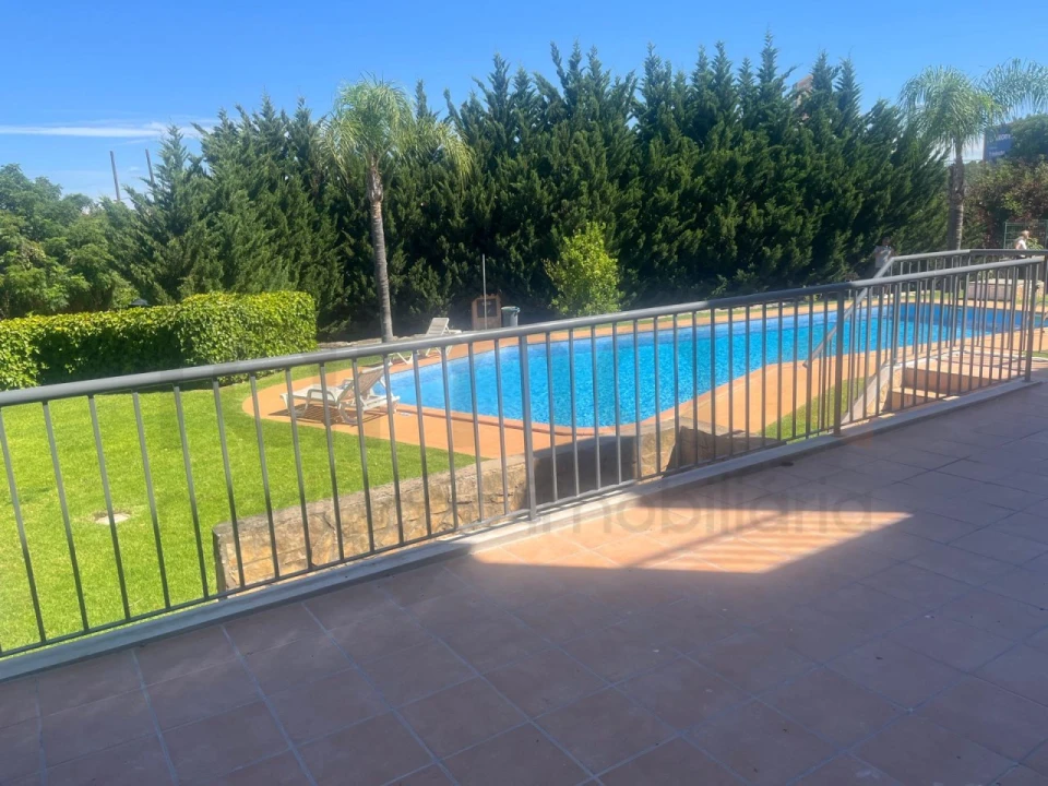 Moradia T3 para Venda em Guia Foto 2