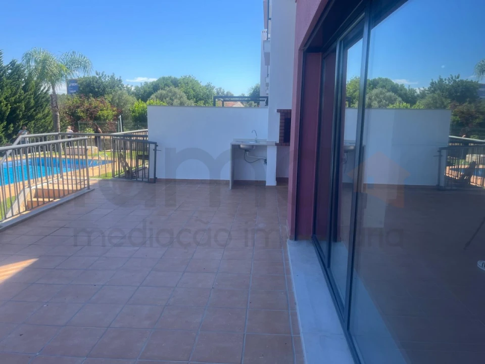 Moradia T3 para Venda em Guia Foto 6