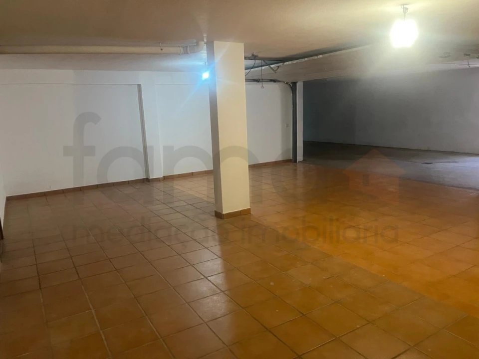 Moradia T3 para Venda em Guia Foto 19