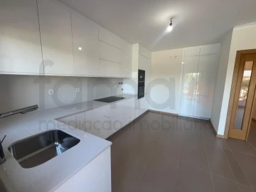 Moradia T3 para Venda em Guia