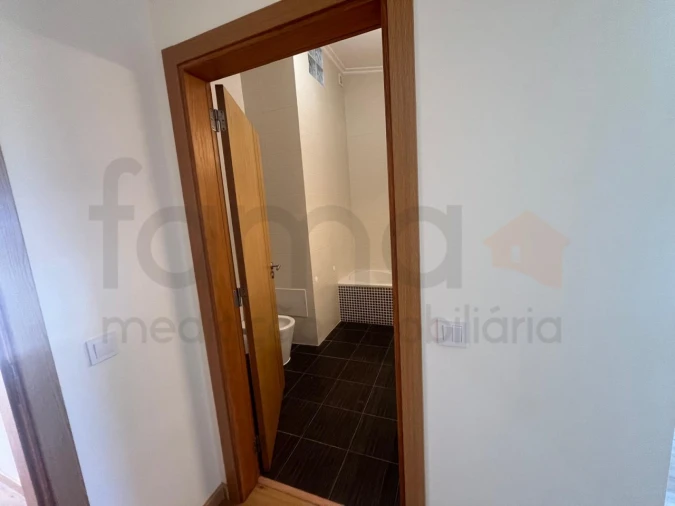 Moradia T3 para Venda em Guia Foto 14