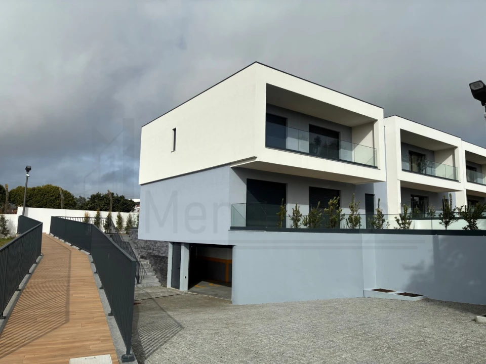 Moradia T4 para Venda em Alcabideche Foto 6
