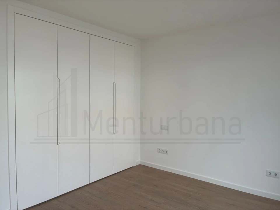 Moradia T4 para Venda em Alcabideche Foto 17