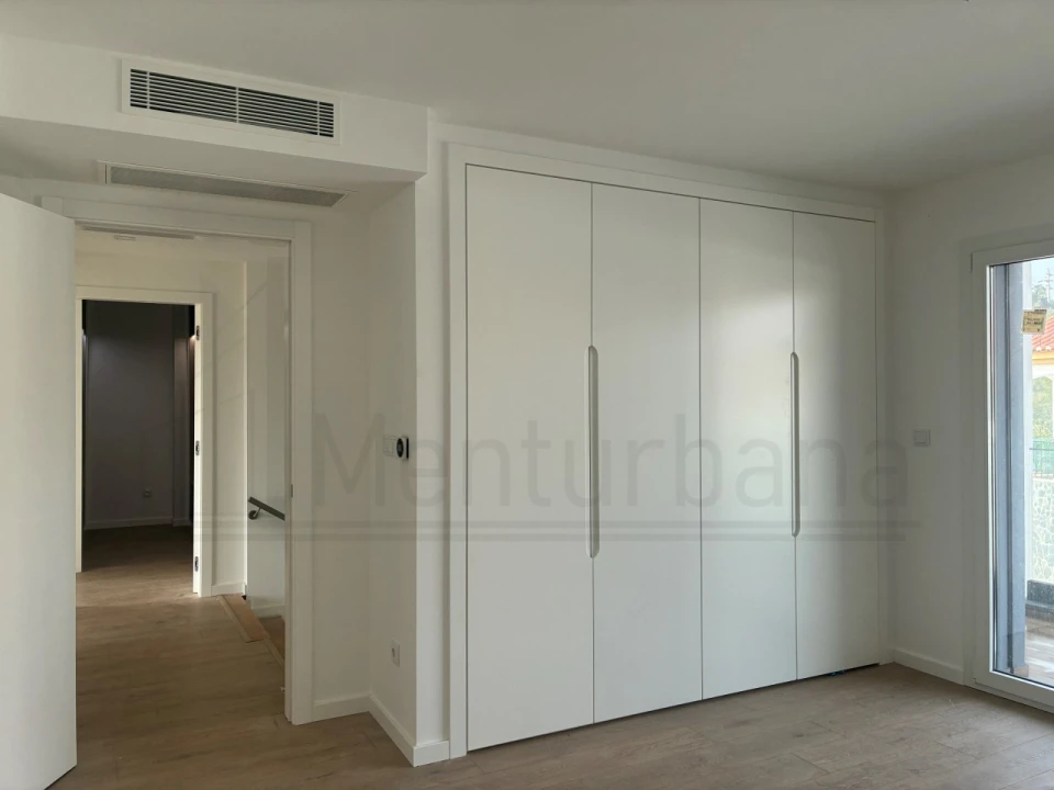 Moradia T4 para Venda em Alcabideche Foto 22