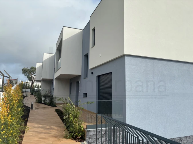 Moradia T4 para Venda em Alcabideche Foto 7