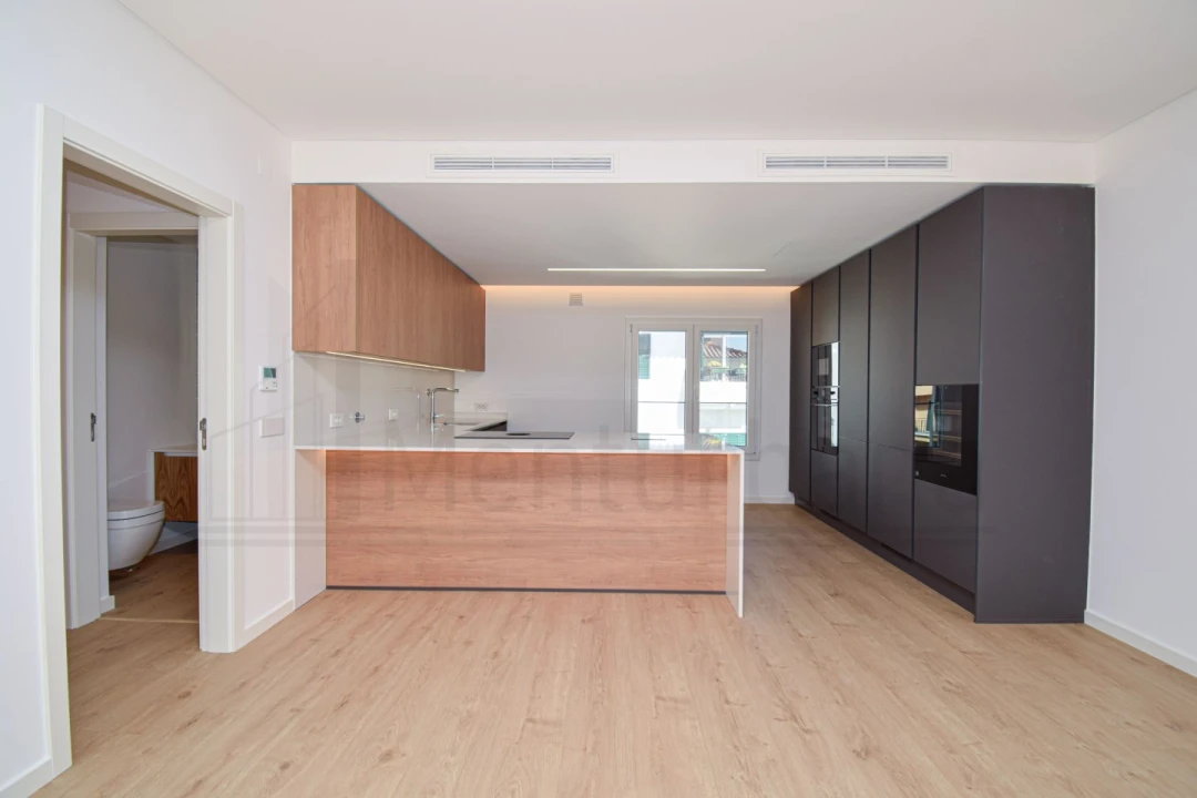 Apartamento T3 para Venda em Carcavelos e Parede Foto 23