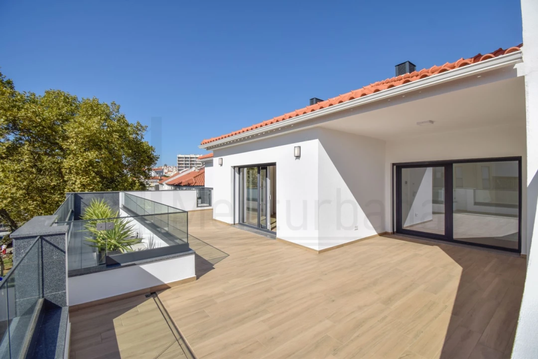Apartamento T3 para Venda em Carcavelos e Parede Foto 11