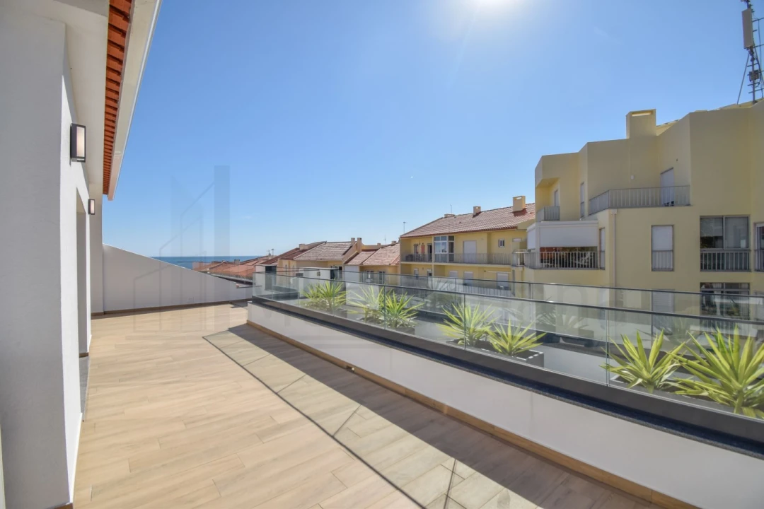 Apartamento T3 para Venda em Carcavelos e Parede Foto 4