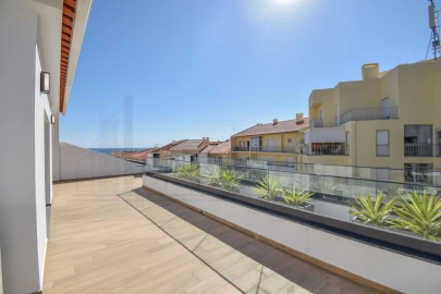 Apartamento T3 para Venda em Carcavelos e Parede