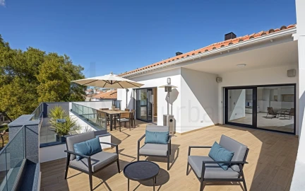 Apartamento T3 para Venda em Carcavelos e Parede