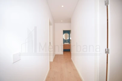 Apartamento T3 para Venda em Carcavelos e Parede