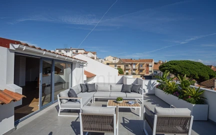 Apartamento T3 para Venda em Carcavelos e Parede