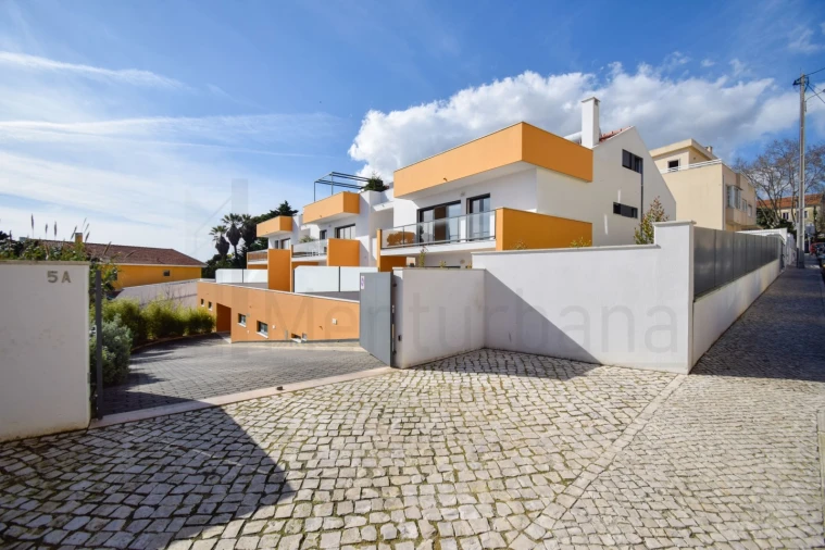 Apartamento T3 para Venda em Carcavelos e Parede Foto 30