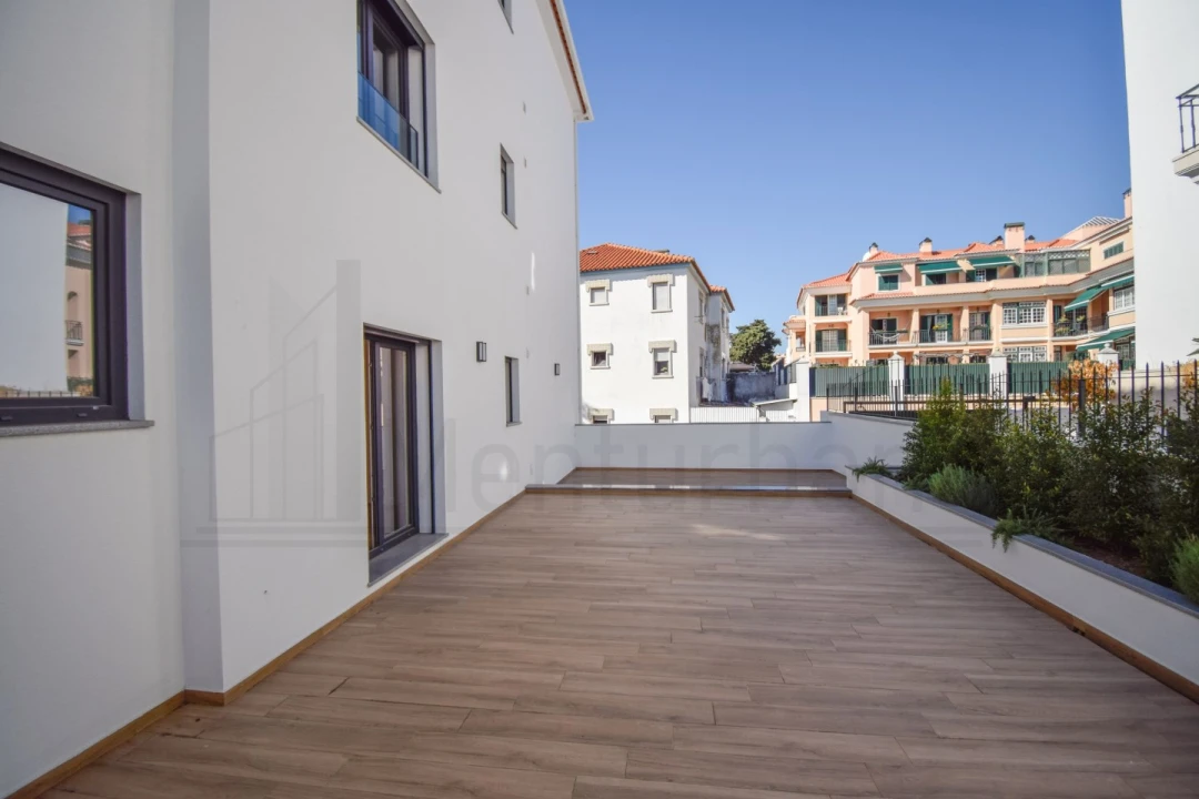 Apartamento T3 para Venda em Carcavelos e Parede Foto 29