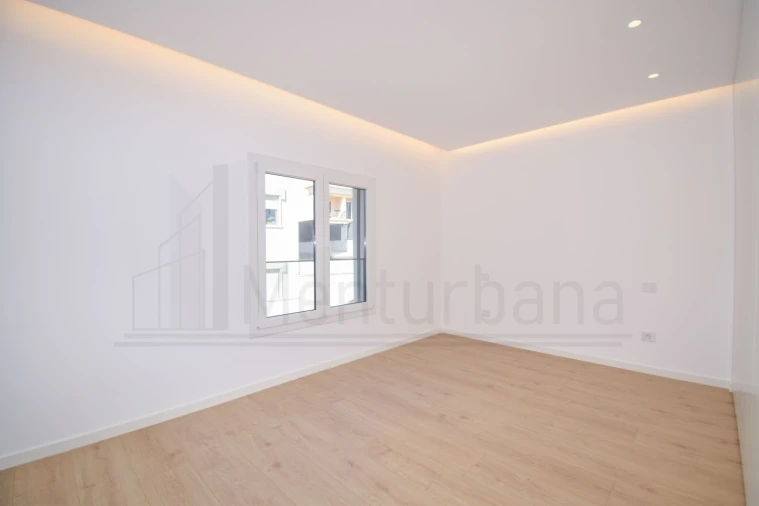 Apartamento T3 para Venda em Carcavelos e Parede Foto 25