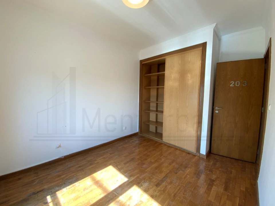 Moradia T4 para Venda em São Domingos de Rana Foto 27