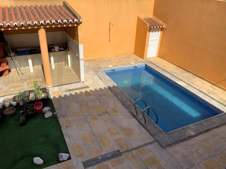 Moradia T4 para Venda em São Domingos de Rana Foto 36