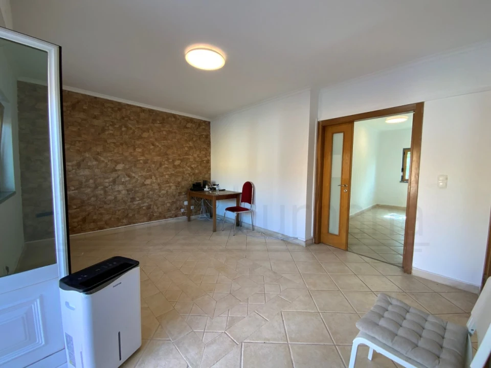 Moradia T4 para Venda em São Domingos de Rana Foto 10