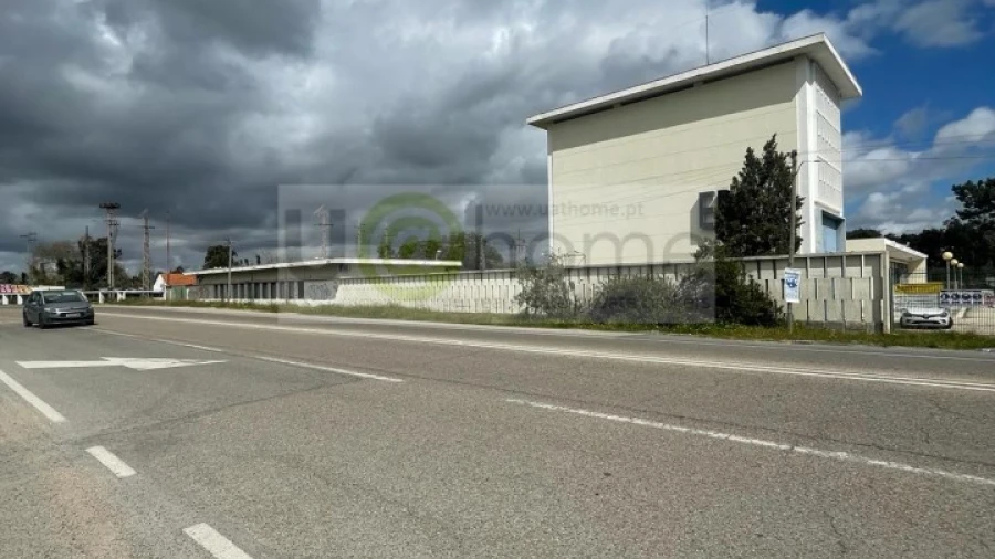 Armazém para Venda em Palhais e Coina