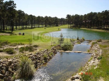 Terreno para Venda em Charneca de Caparica e Sobreda