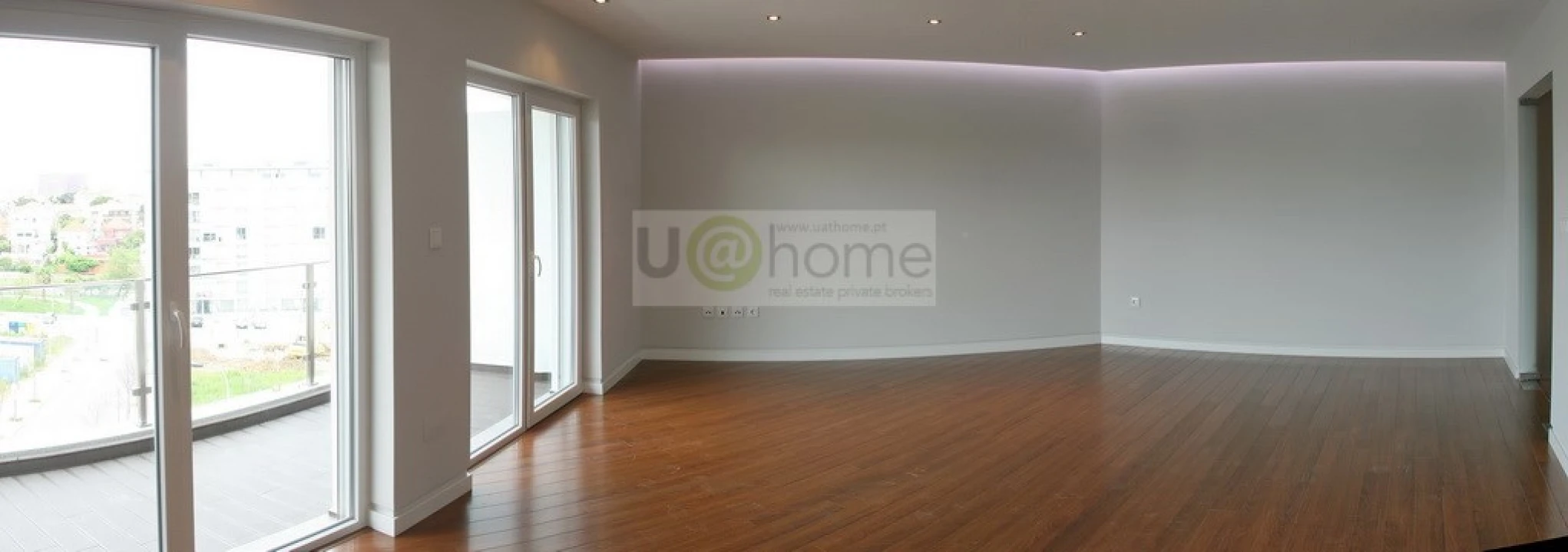 Apartamento T3 para Venda em Carcavelos e Parede Foto 11