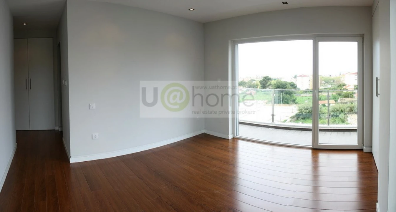 Apartamento T3 para Venda em Carcavelos e Parede Foto 14
