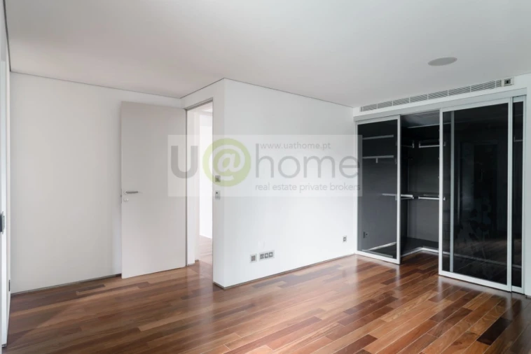 Apartamento T8 para Venda em Avenidas Novas Foto 20