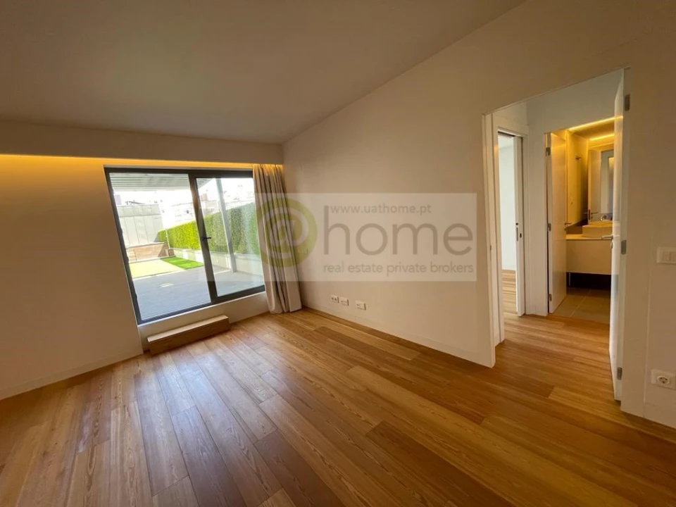 Apartamento T1 para Venda em Misericórdia Foto 16