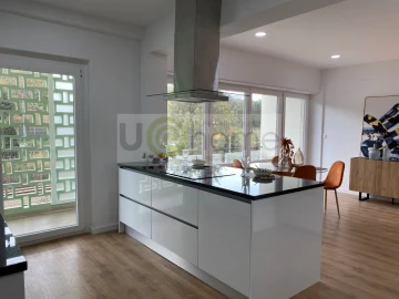 Apartamento T3 para Venda em Benfica