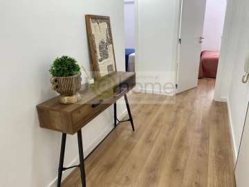 Apartamento T3 para Venda em Benfica