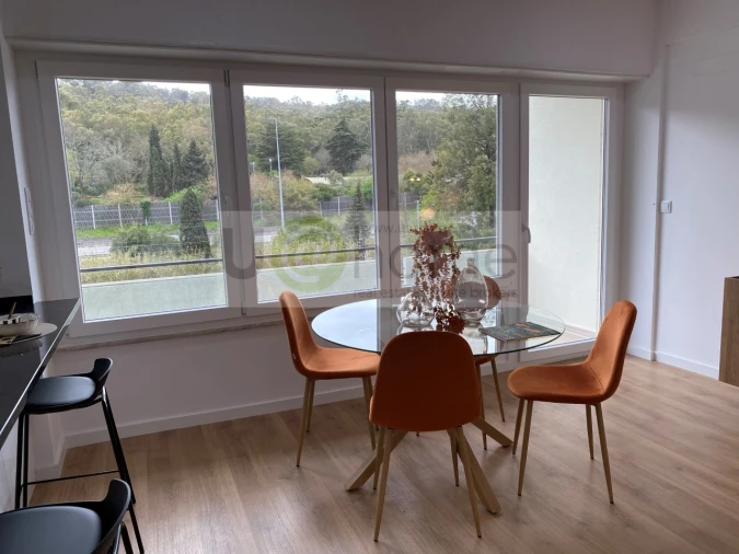 Apartamento T3 para Venda em Benfica Foto 3